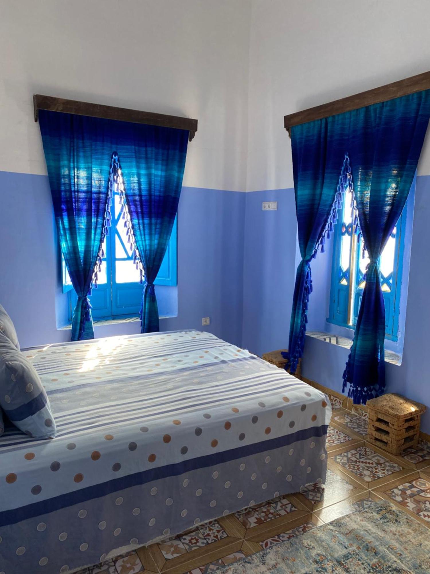 Hotel Ahrazem Chefchaouen Bagian luar foto