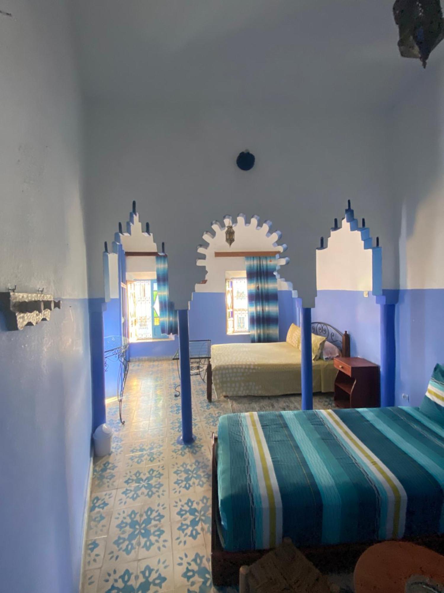 Hotel Ahrazem Chefchaouen Bagian luar foto