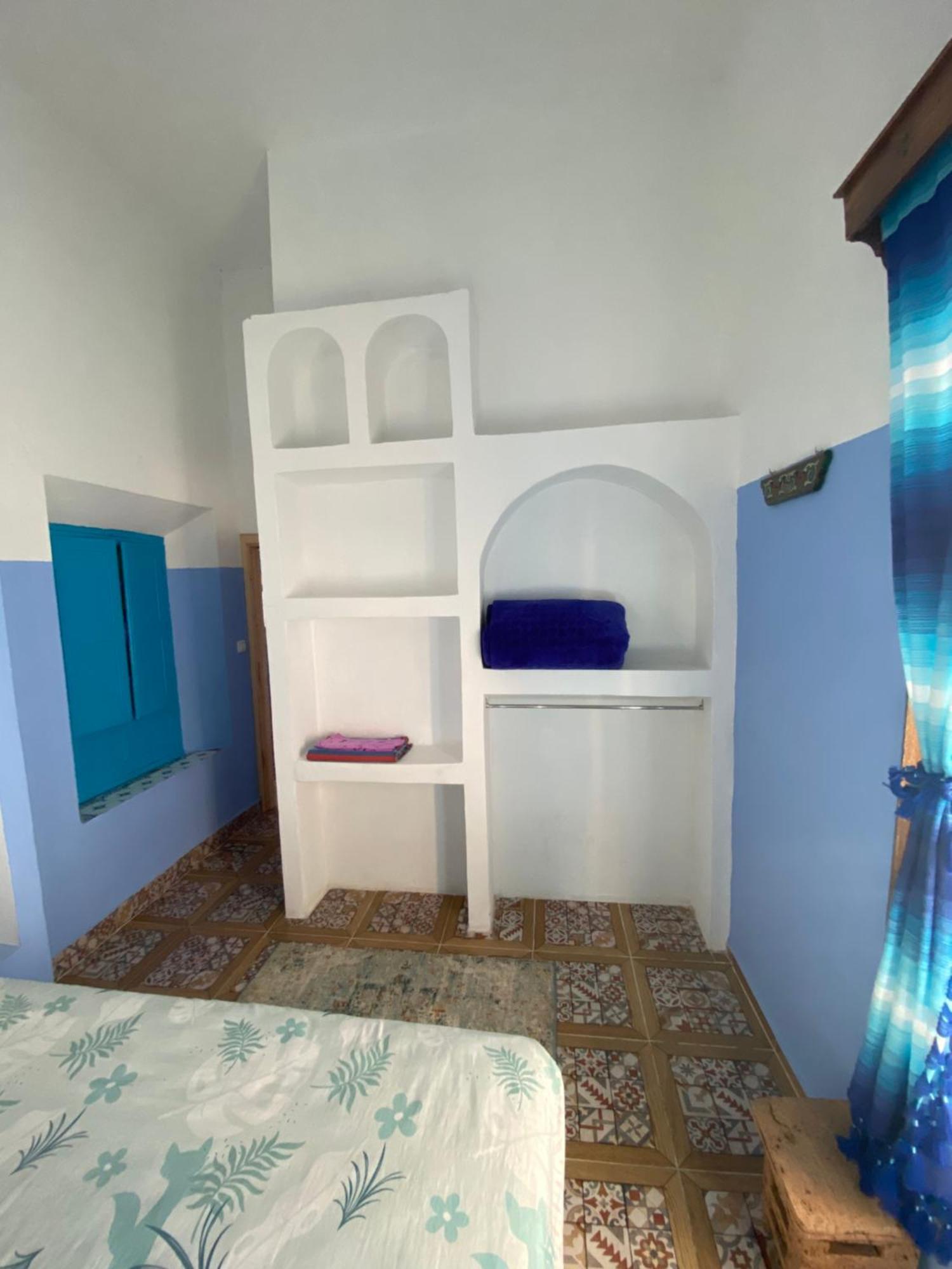Hotel Ahrazem Chefchaouen Bagian luar foto