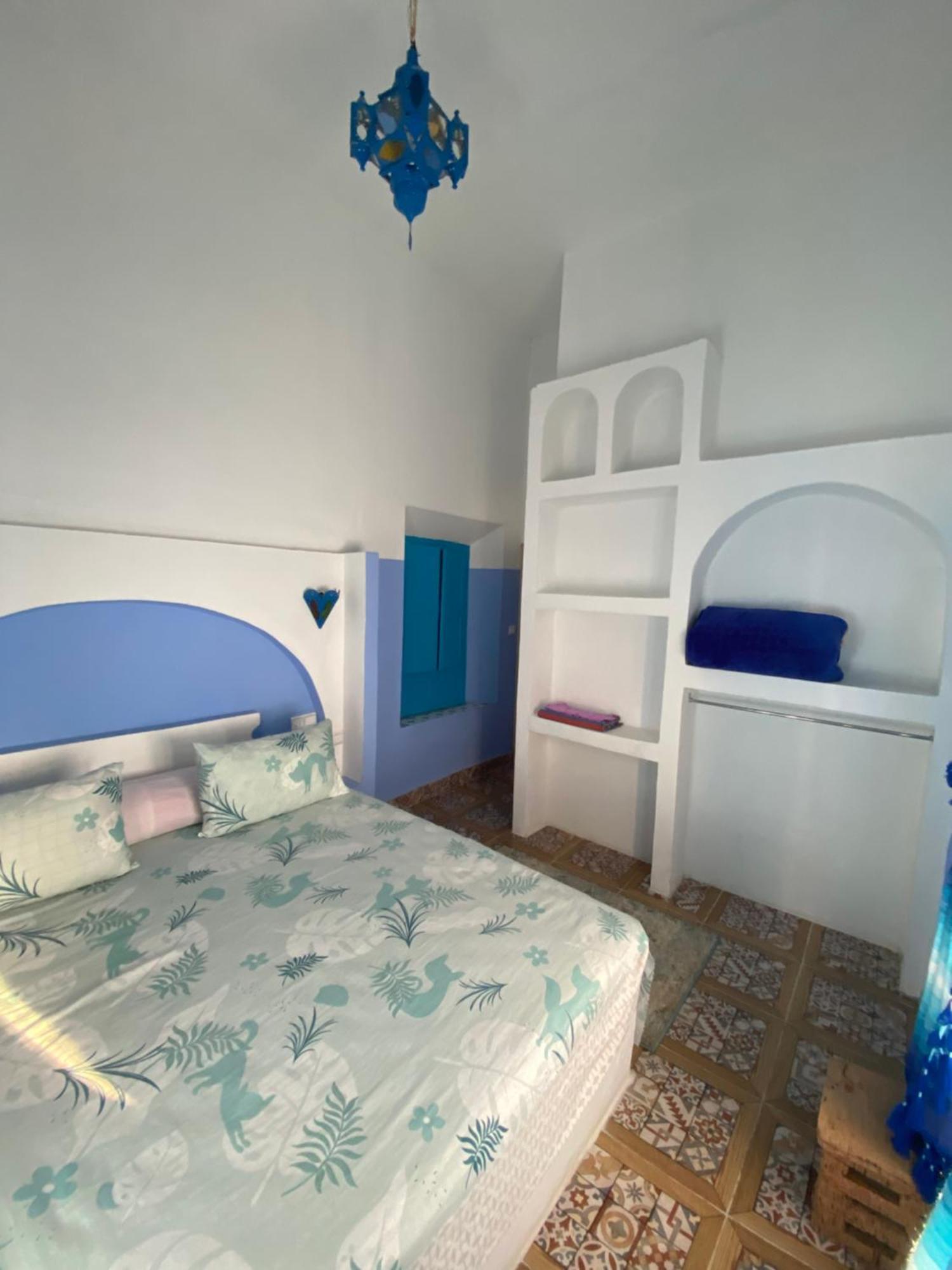 Hotel Ahrazem Chefchaouen Bagian luar foto