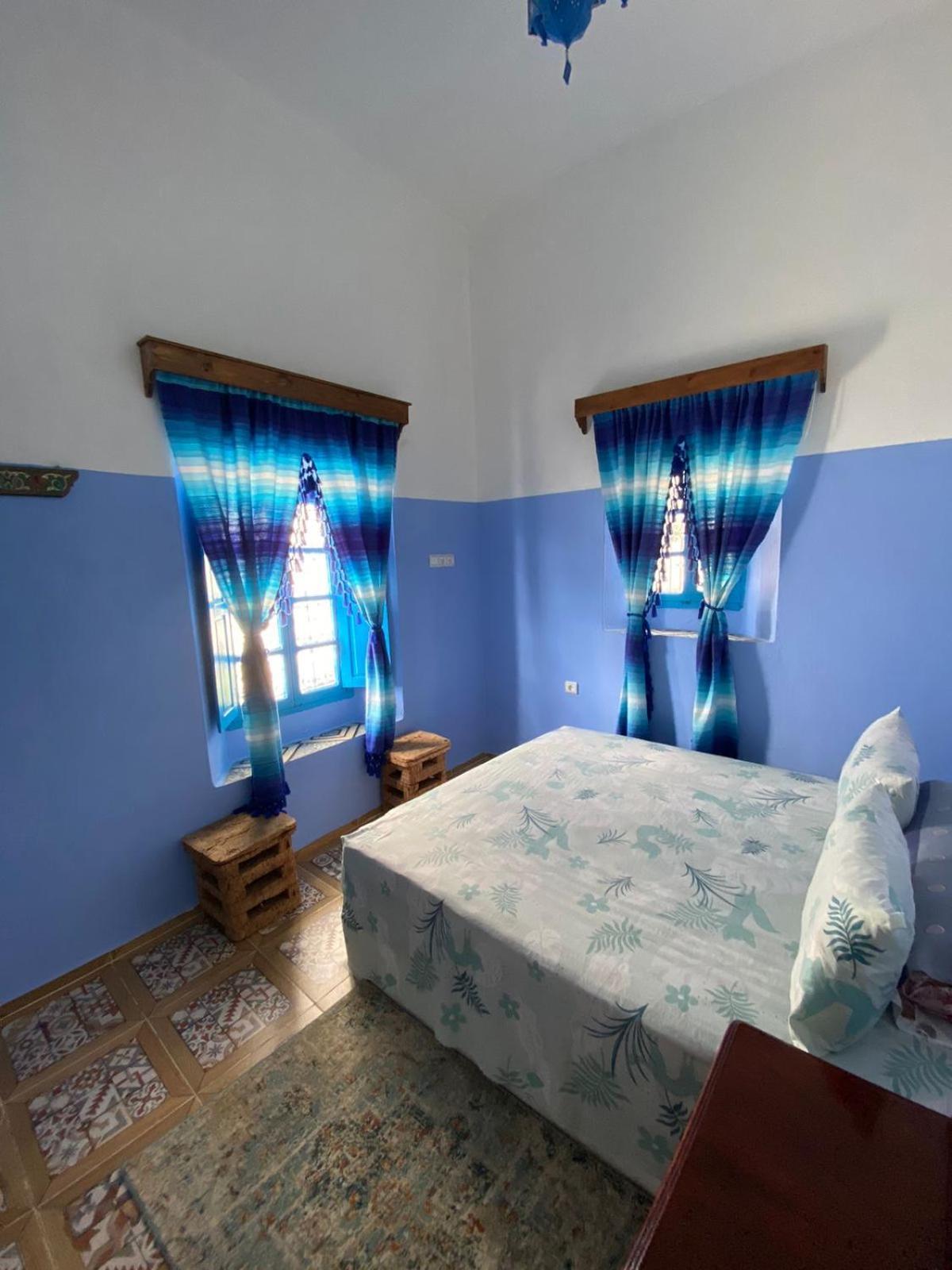Hotel Ahrazem Chefchaouen Bagian luar foto